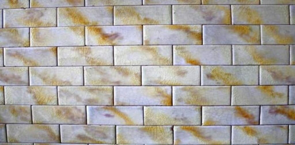How to tile a kitchen wall